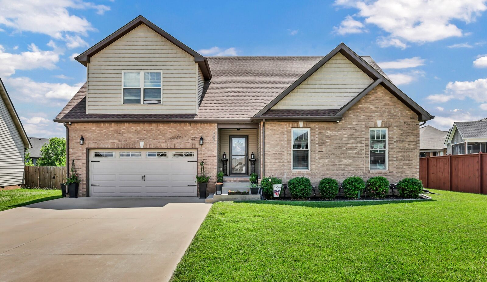 Property Photo: 203 Quail Ct TN 37042