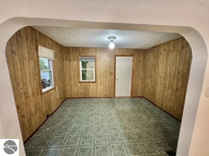 Property Photo:  221 W Center Street  MI 48801 
