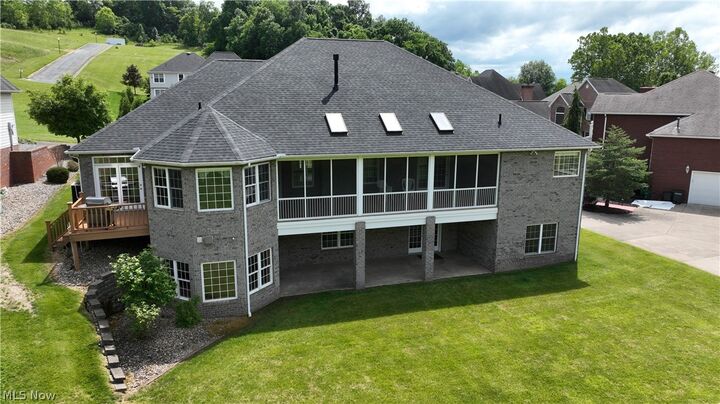 Property Photo:  6 Wyndemere Court  WV 26105 