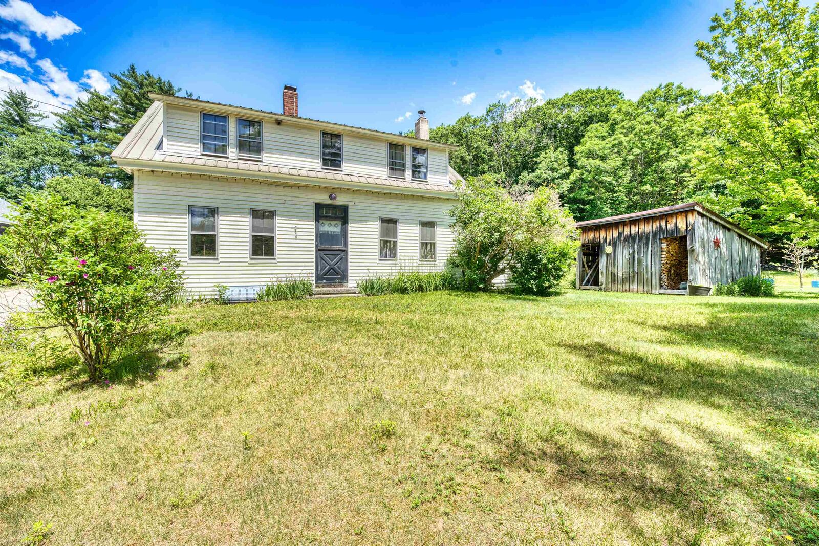 Property Photo:  8 Meadowlark Lane  NH 03216 