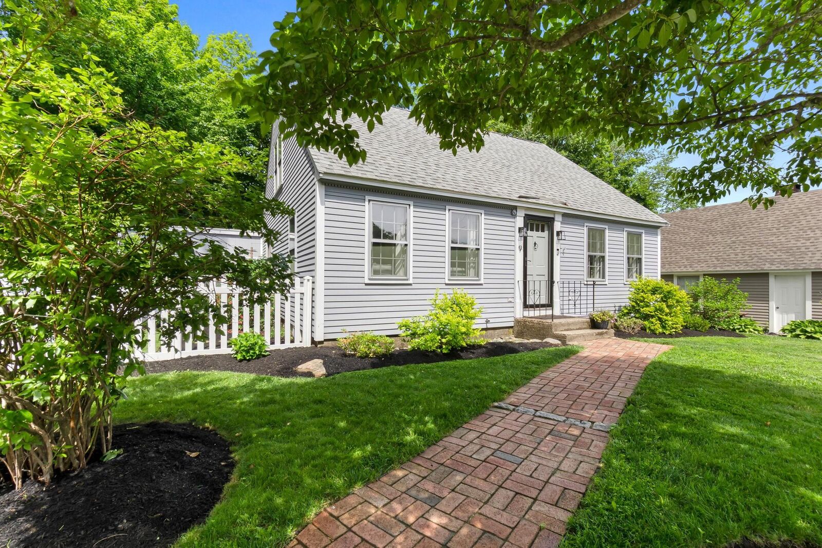 Property Photo:  9 Comings Court  NH 03833 