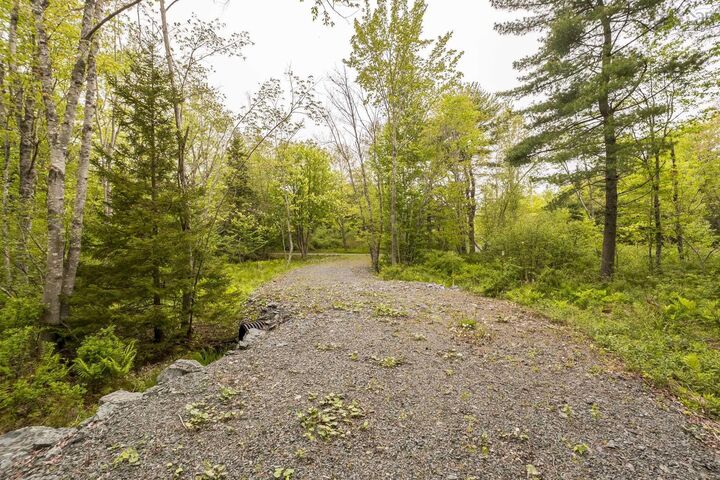 13 Cottage Lane — photo 1
