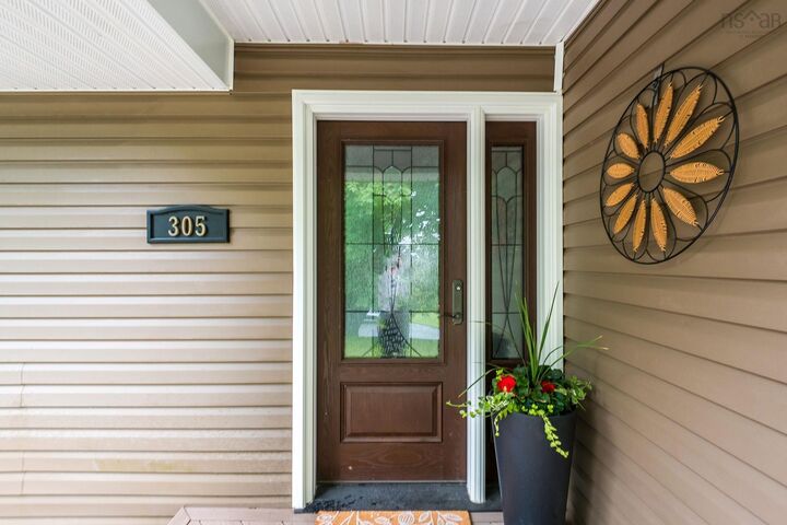 Property Photo:  305 Fraser Street  NS B2H 4J8 