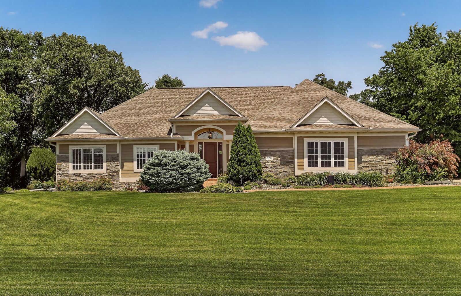 Property Photo:  570 River Park Road SE  MN 55960 