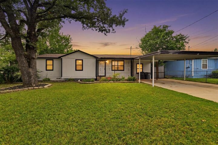 Property Photo: 746 Quietwood Drive TX 75253