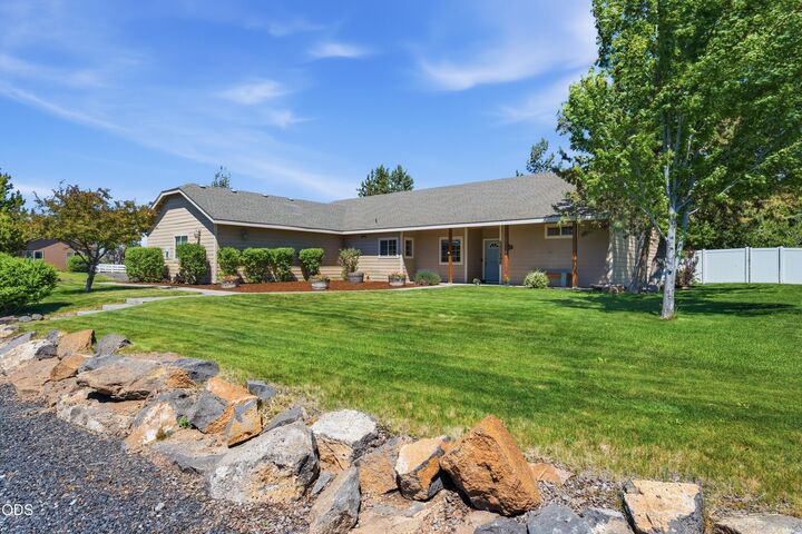 Property Photo: 502 Foss Drive OR 97760