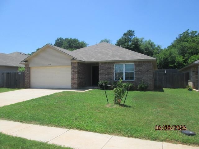 Property Photo:  208 Tuscany Circle  OK 73068 