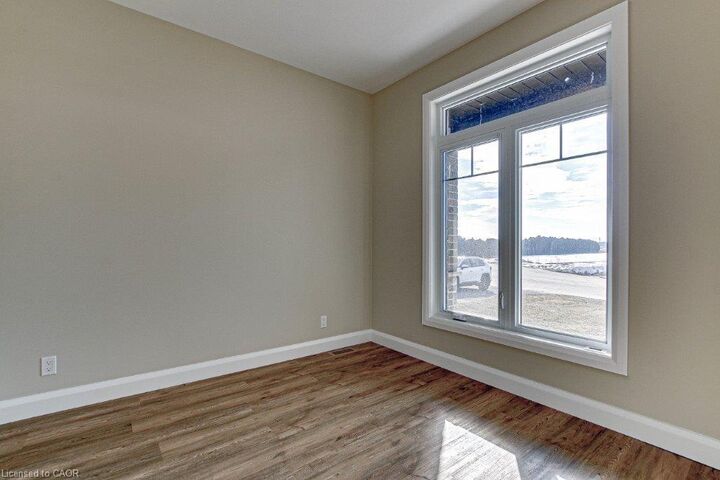 Property Photo: 383 Argyle Avenue ON N4B 0B2