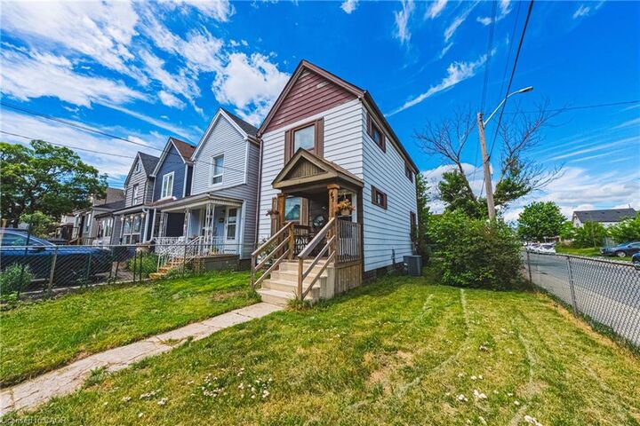 Property Photo:  47 Fraser Avenue  ON L8H 4G6 