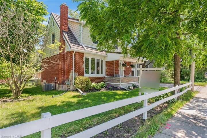 Property Photo:  161 Hedley Street  ON N3H 3X9 