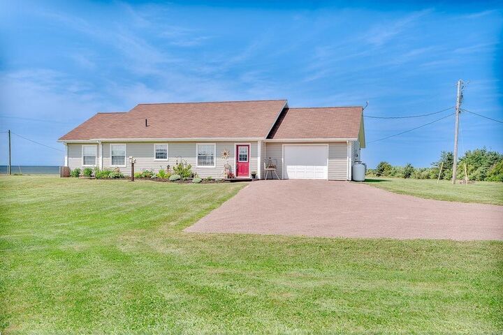 113 Aylward Way — photo 1