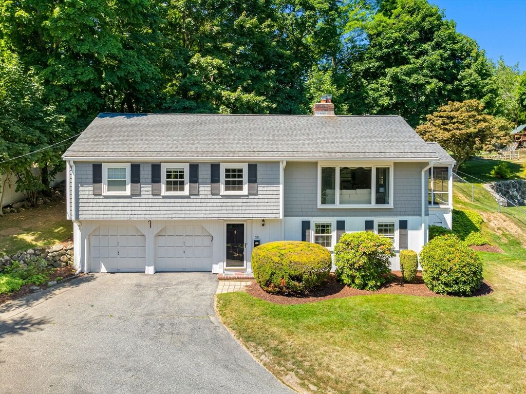Property Photo:  38 Robinhood Rd  MA 01890 