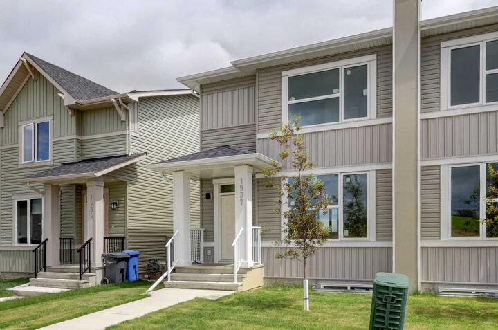 Property Photo: 1937 McCaskill Drive AB T0M 0S0