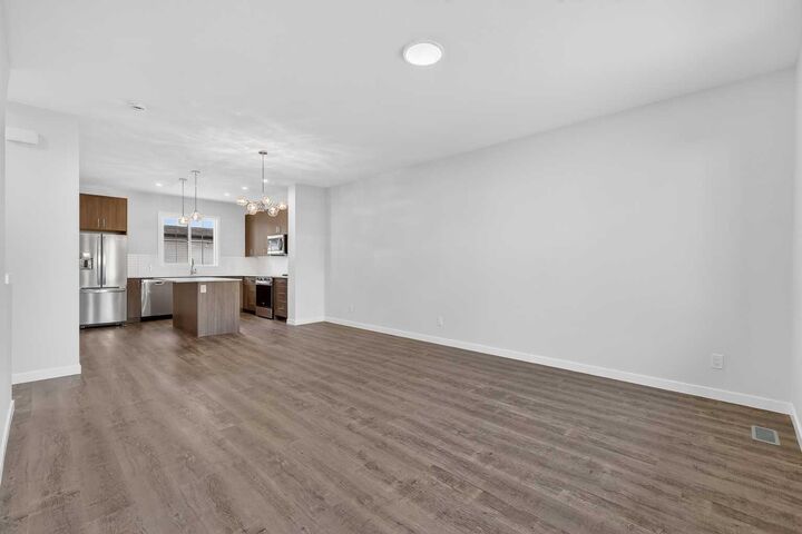 Property Photo: 172 Hotchkiss Common SE AB T3S 0X5