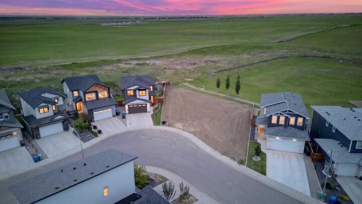 Property Photo: 1282 Pacific Circle W AB T1J 5V3