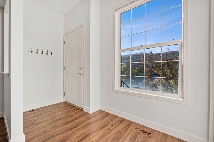 Property Photo: 29 Springborough Boulevard SW 21 AB T2H 5V7