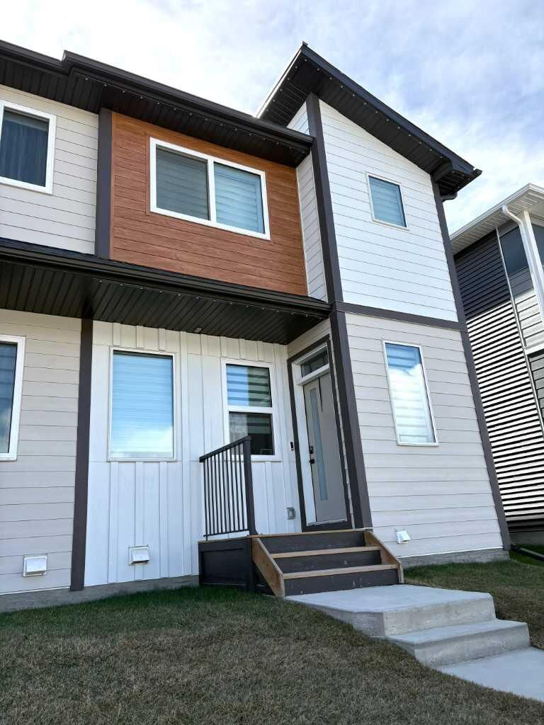 Property Photo: 311 Wolf River Drive SE AB T2X 6G6