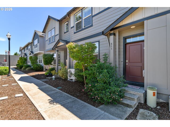 Property Photo: 611 NE 72nd St WA 98665