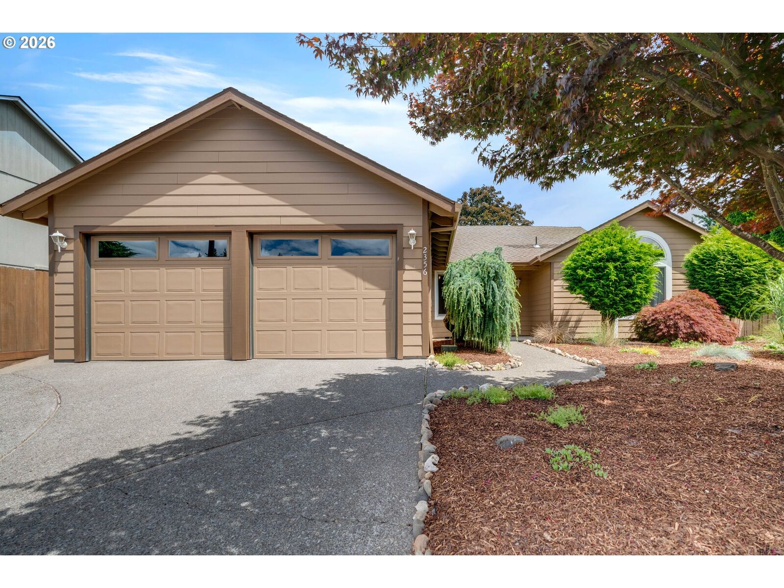 Property Photo: 2356 NW Ava Ave OR 97030