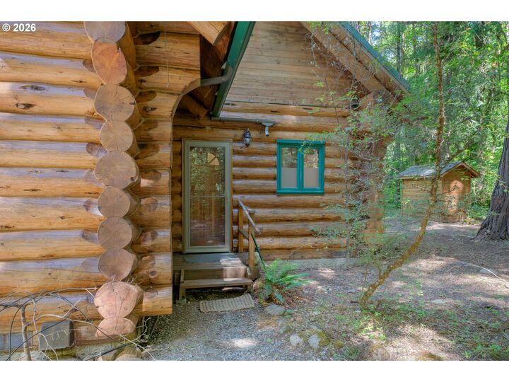 Property Photo: 58025 Drury Ln OR 97413
