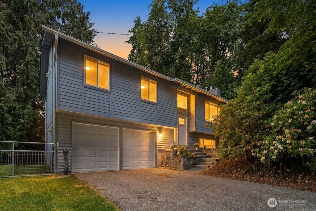 Property Photo:  26910 SE 154th Place  WA 98027 