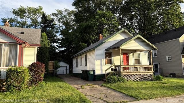 Property Photo:  624 E Saratoga Street  MI 48220 