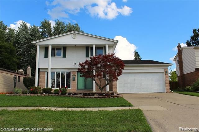 Property Photo:  44227 Brandywyne Road  MI 48187 