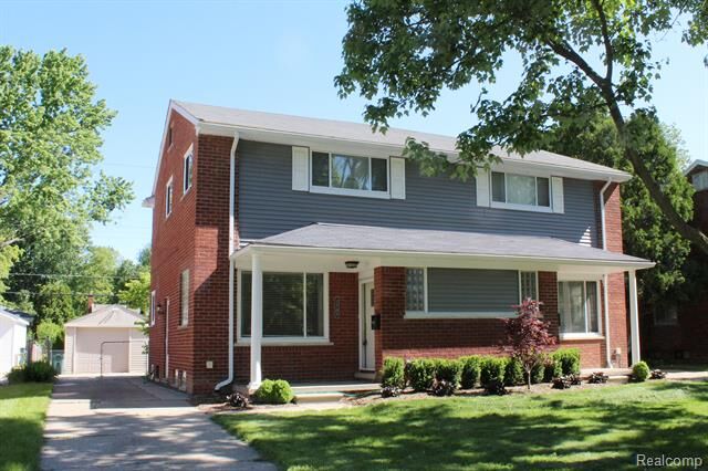 Property Photo:  1707 Haynes Street  MI 48009 