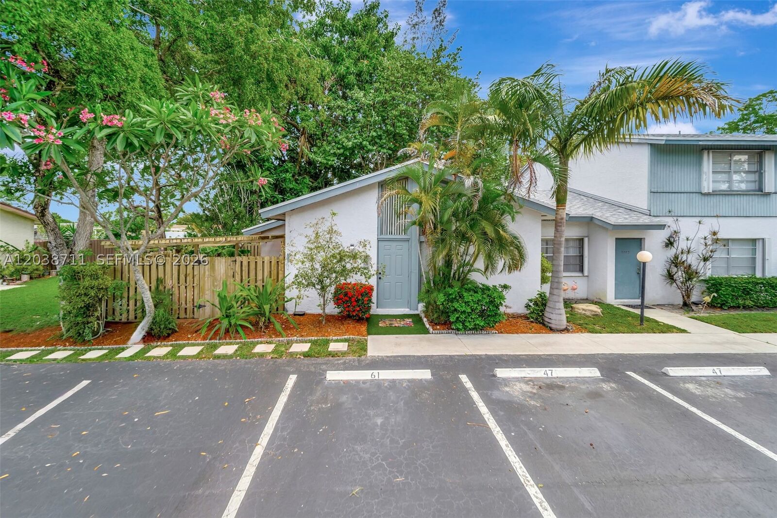 Property Photo:  7447 W Sunrise Blvd 7447  FL 33313 