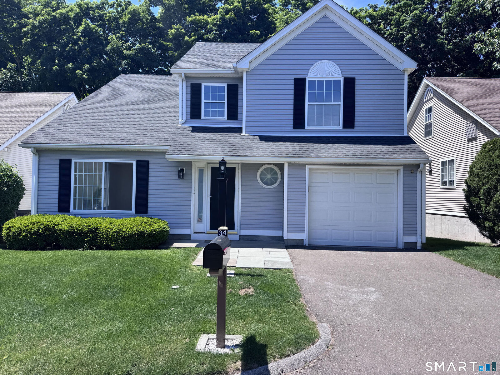 Property Photo:  95 Intervale Road 34  CT 06905 