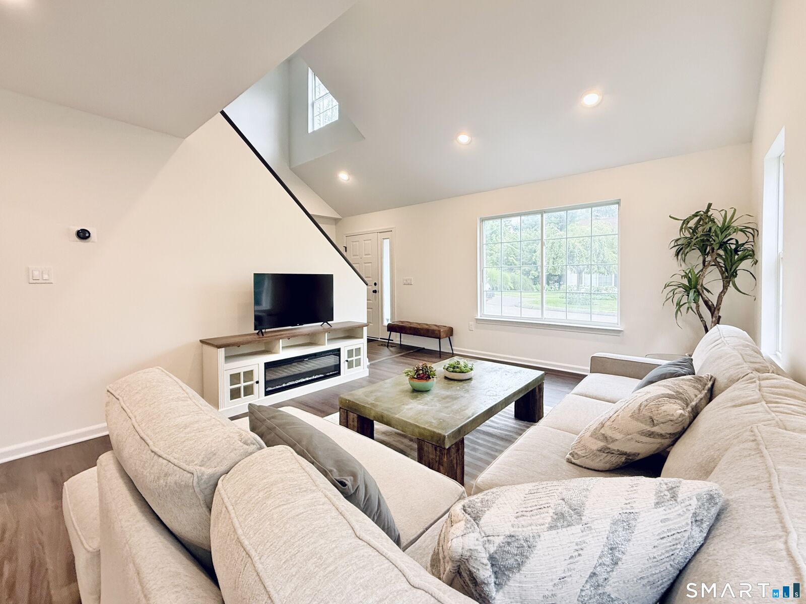 Property Photo:  95 Intervale Road 34  CT 06905 