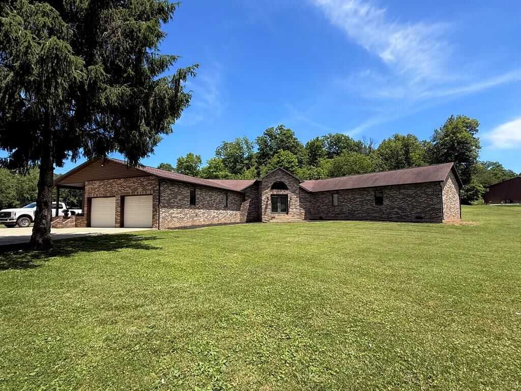Property Photo: 887 Owl Creek OH 45648