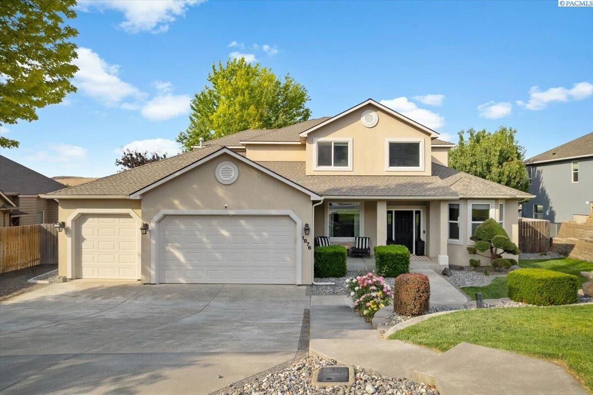Property Photo: 1876 Nova Ln WA 99352