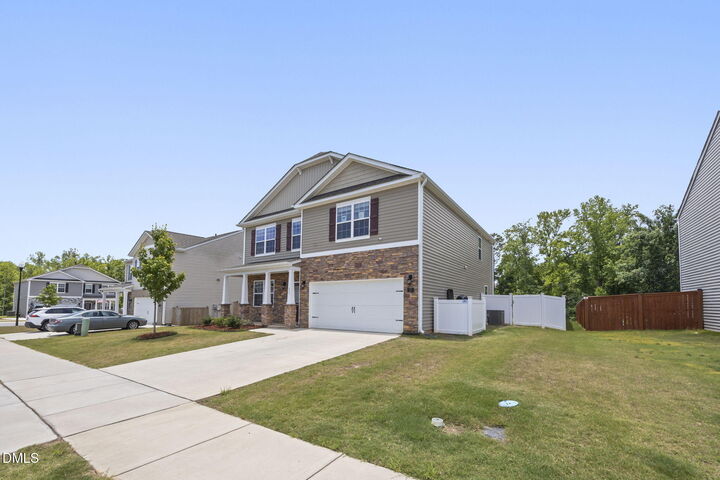 Property Photo:  27 Winterberry Way  NC 27526 