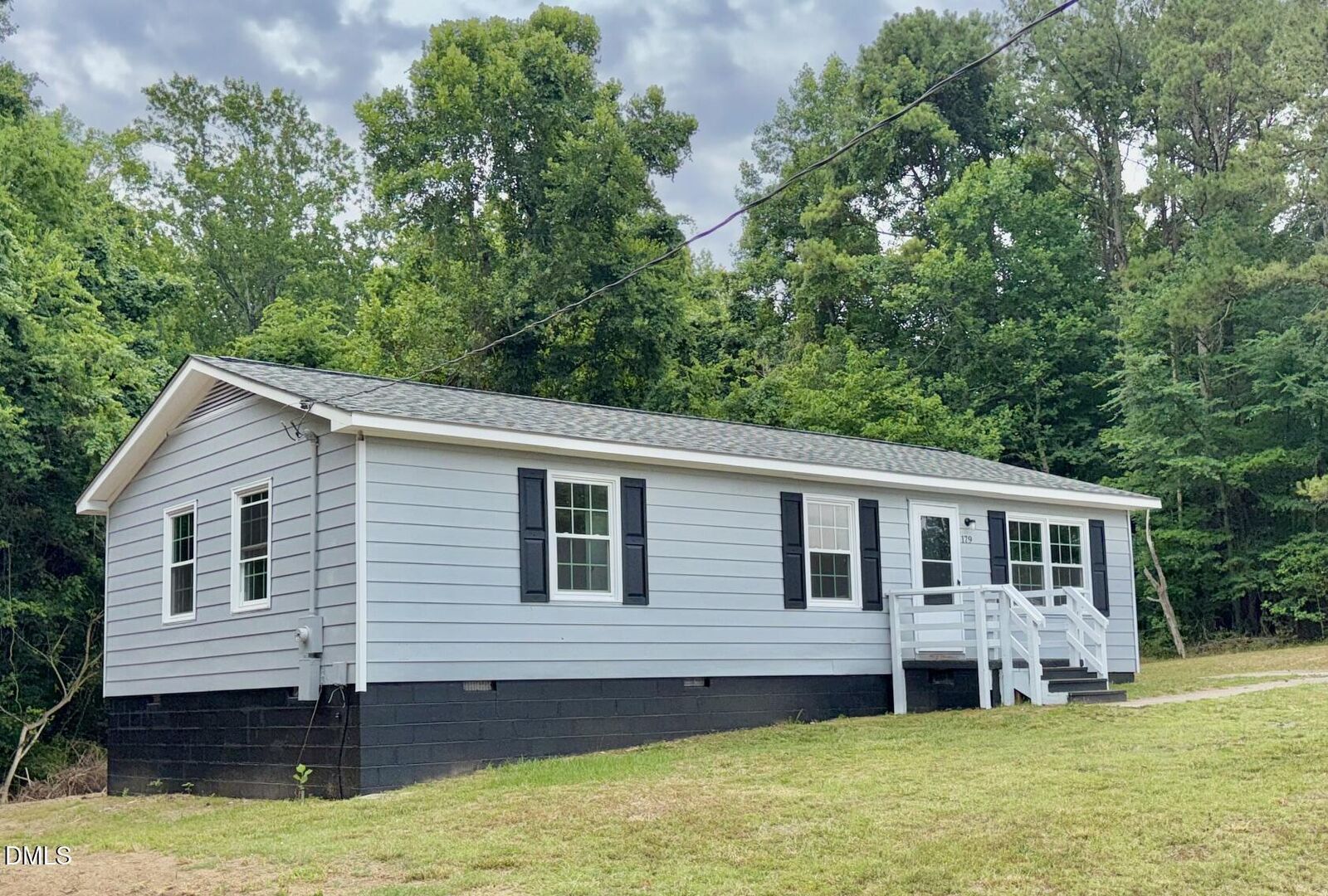 Property Photo: 179 Lynnbank Estates Road NC 27544