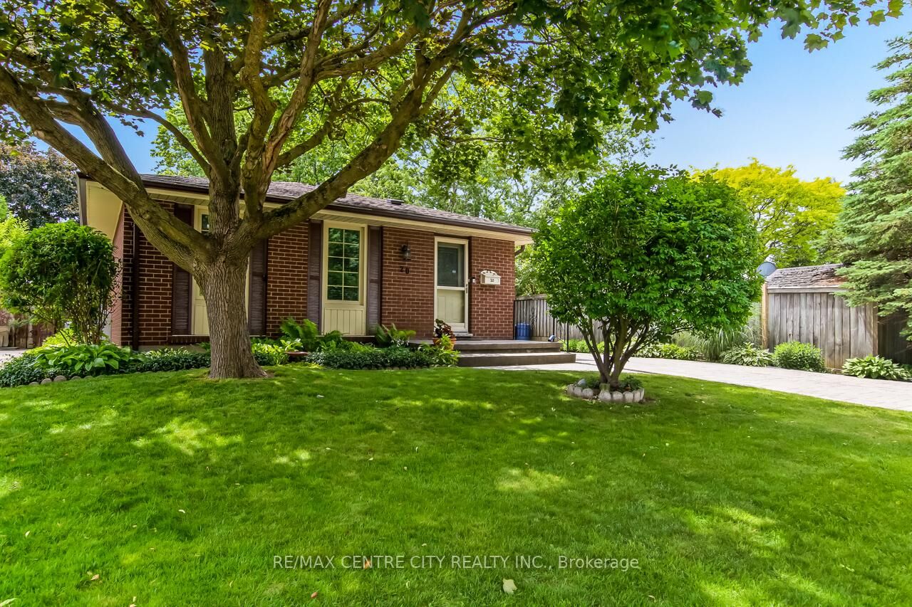 Property Photo: 20 Hines Crescent ON N6C 3A3