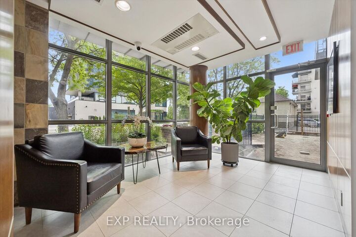 Property Photo:  70 Port Street E 607  ON L5G 4V8 