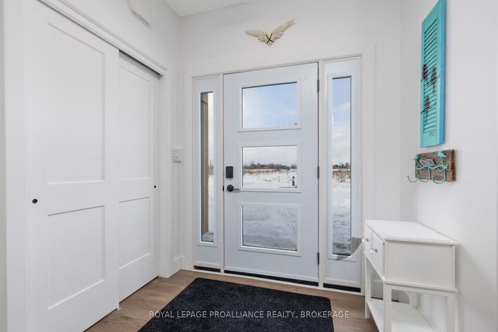 Property Photo: 292 Kyes Road ON K0E 1L0