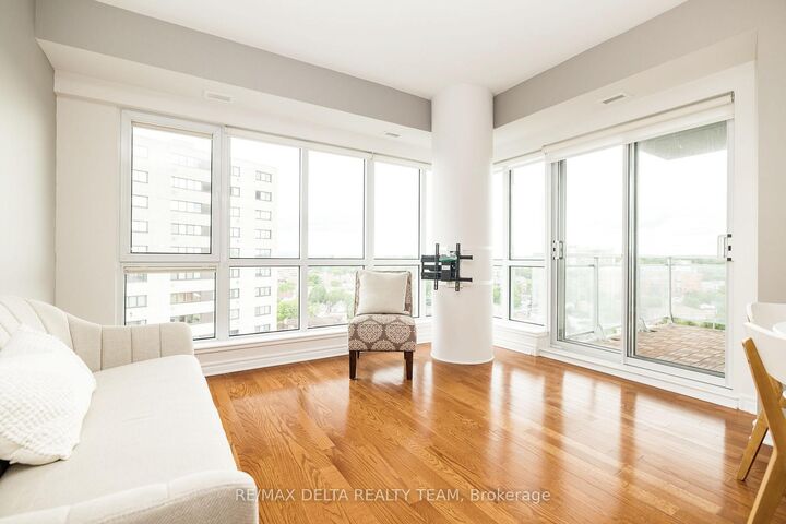 Property Photo:  70 Landry Street 1207  ON K1L 0A8 