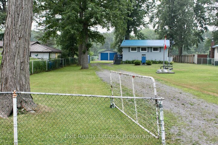 Property Photo: 77 River Road W ON K0L 1L0