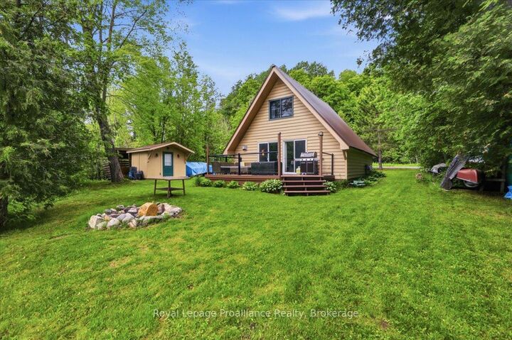 Property Photo: 1062 Price Road ON K0H 0B6
