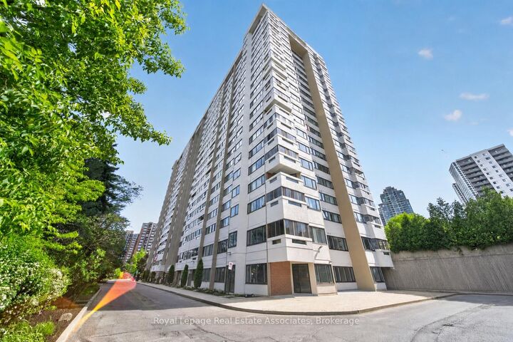 1580 Mississauga Valley Boulevard 901 — photo 1
