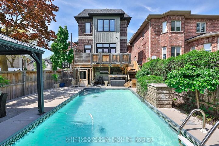 Property Photo: 137 Florence Avenue ON M2N 1G2
