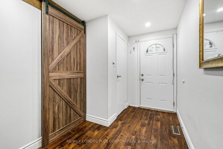 222 Pearson Street 39 — photo 1