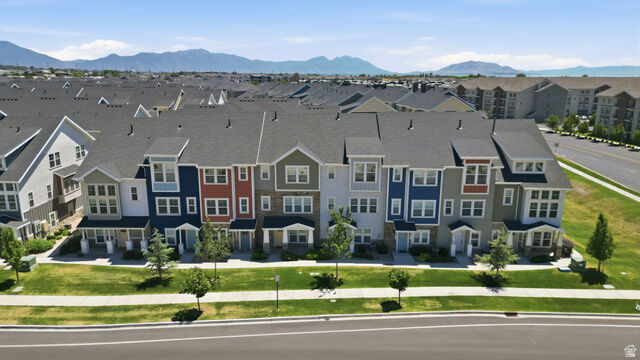 Property Photo: 635 E 380 N UT 84059