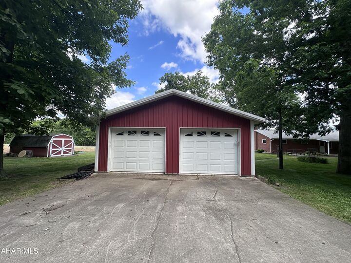 Property Photo:  150 Wareham Road  PA 15537 