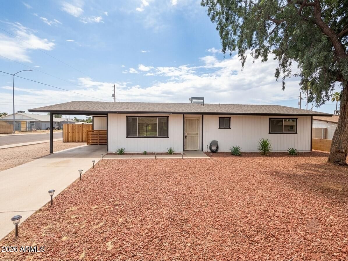 Property Photo:  47 N Maple --  AZ 85205 