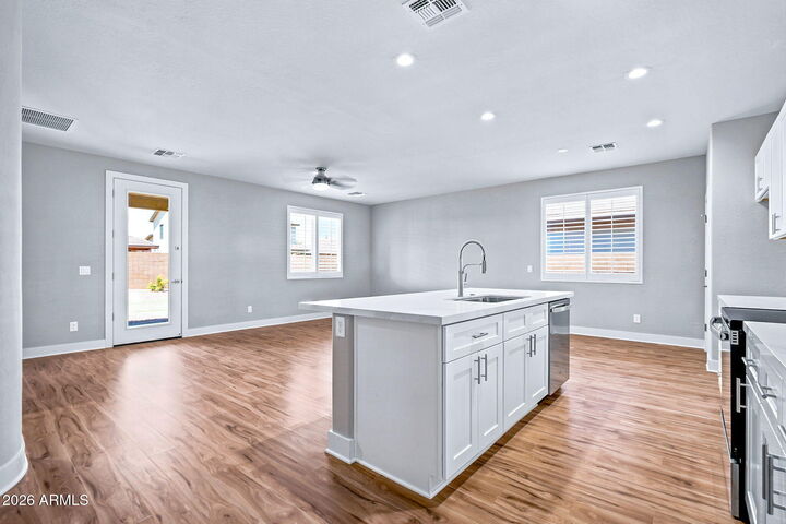 Property Photo: 7428 W Fawn Drive AZ 85339