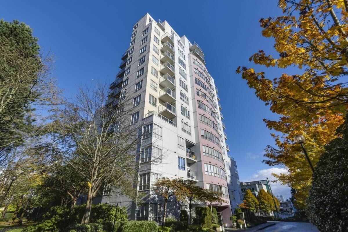 Property Photo:  3455 Ascot Place 602  BC V5R 6B7 