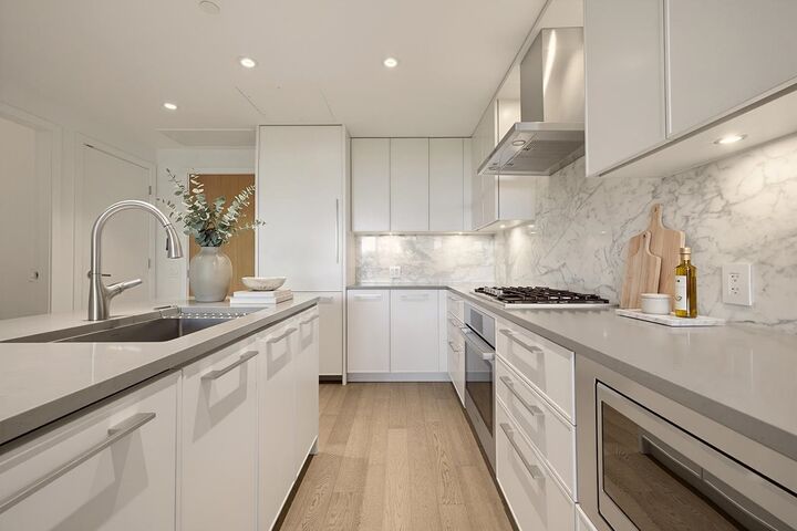Property Photo: 3220 Connaught Crescent 218 BC V7R 0A5